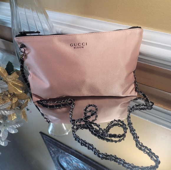 Gucci - Picture 8 of 17